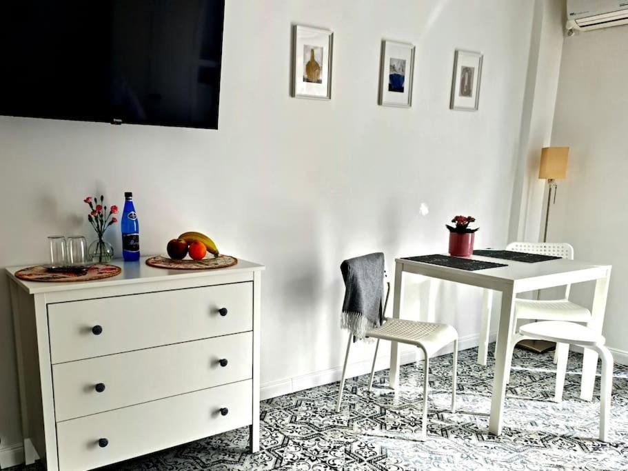 Poludniowy Z Balkonem 2 Osoby Apartment Warsaw